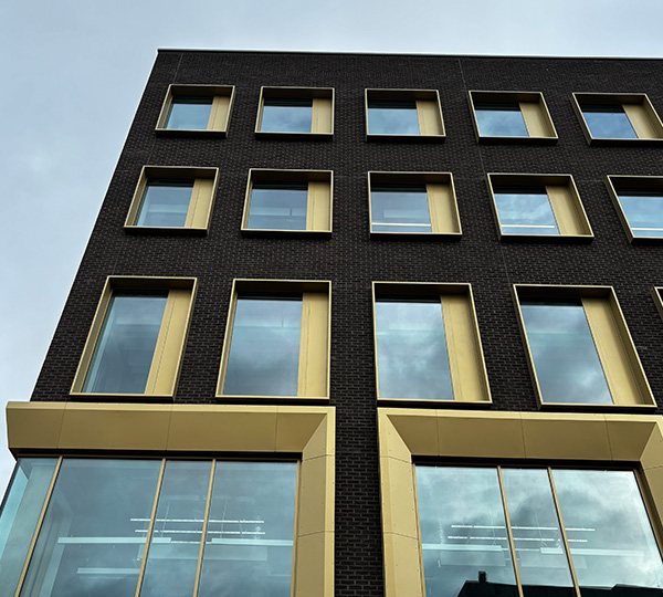 New campus greenwich from the outside 